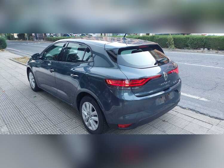 Renault Megane 1.5 dci 115cv AUTOMATICO foto 8